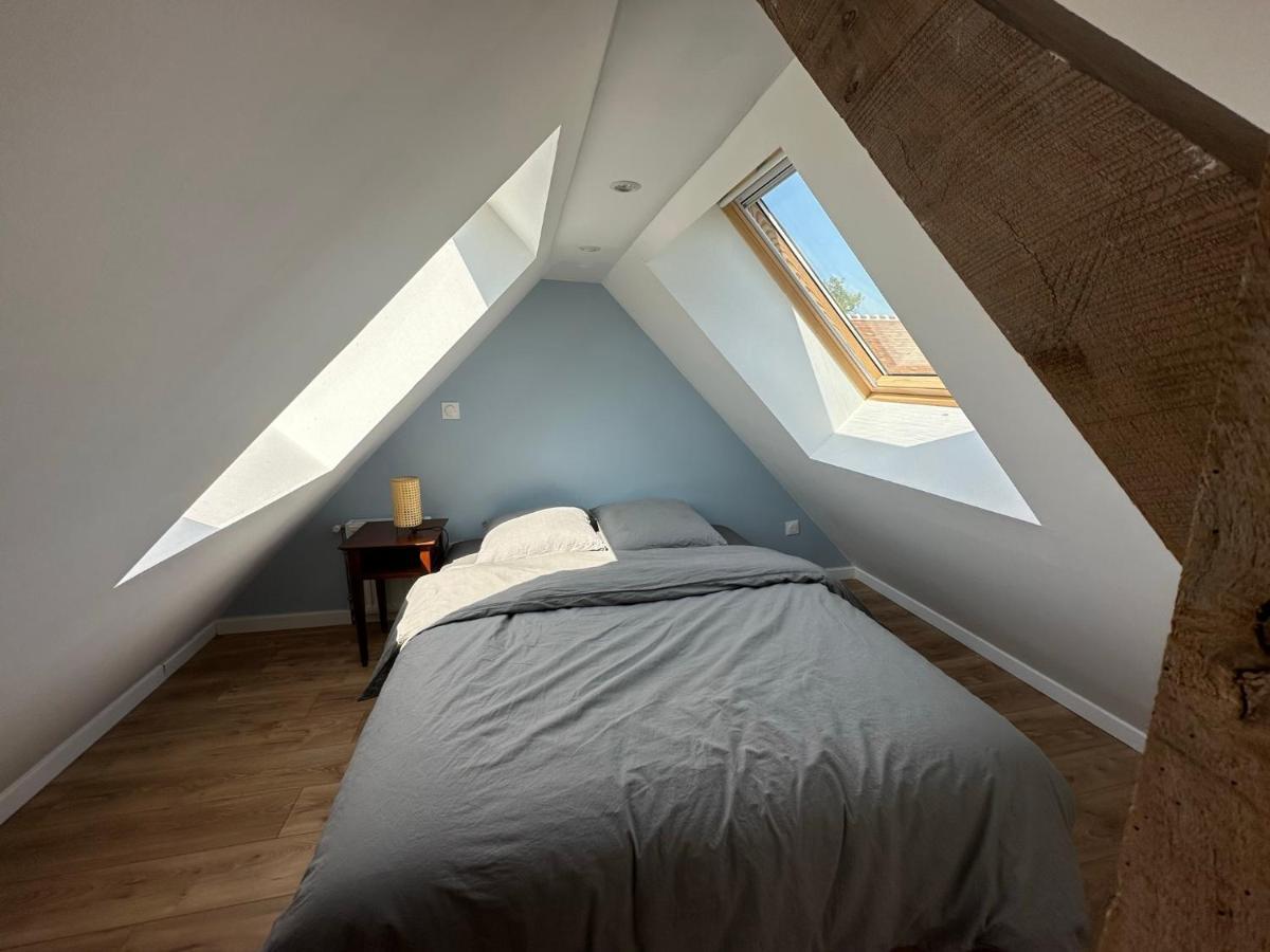 Gite Confortable Au Milieu Des Pres - La Ferme De Montigny Neauphe-Sur-Dive Экстерьер фото